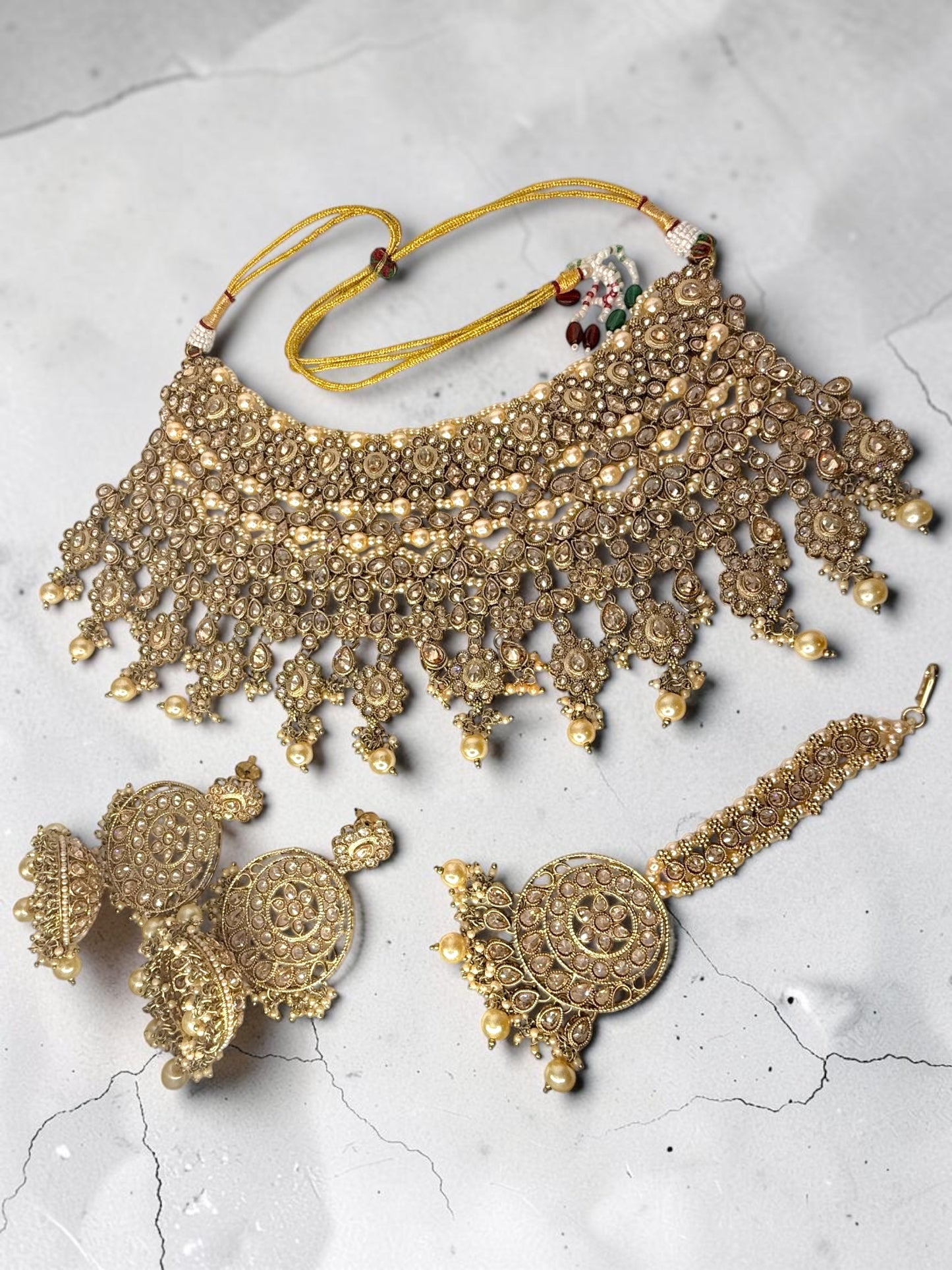 Sabira صابرة Premium Diamond Polki Bridal Set in Gold