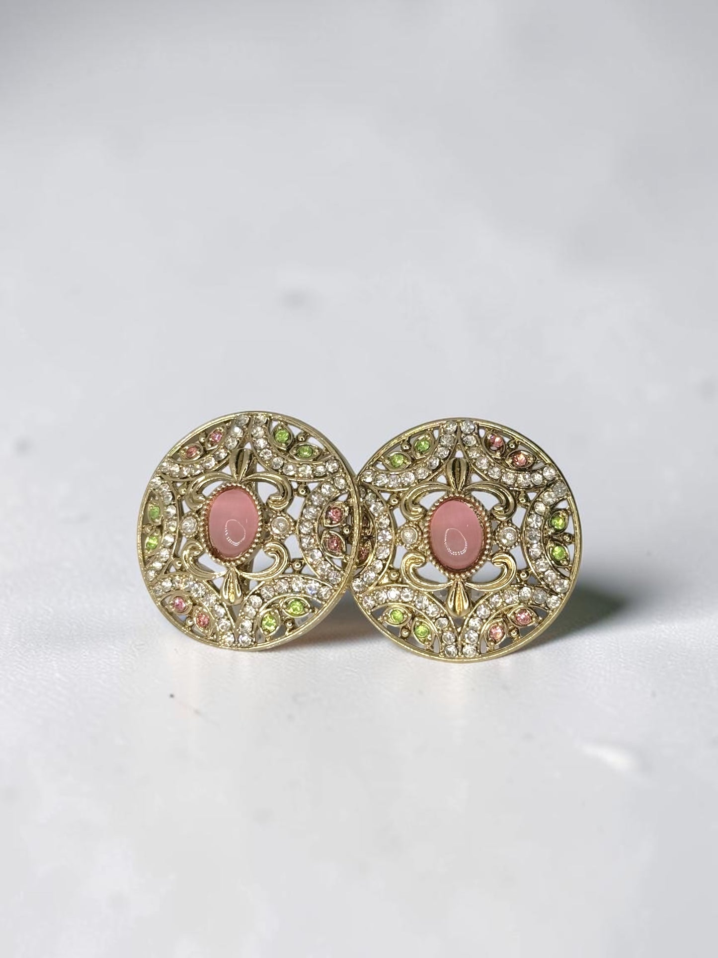 Shanvi शान्वी Studs in Light Green and Pink