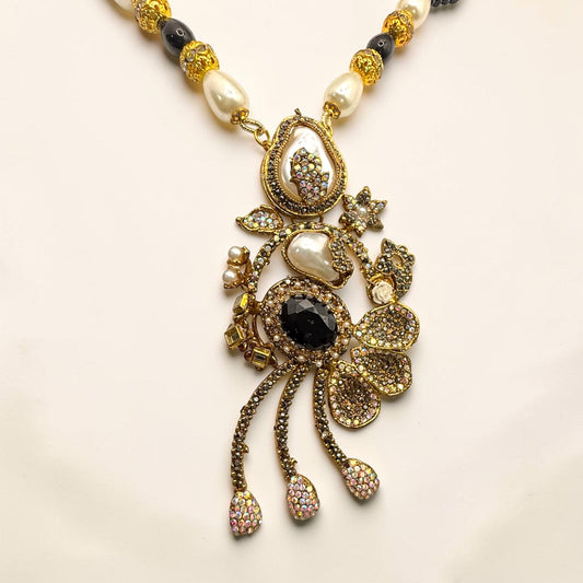 Kübra Turkish Mala Set in Black