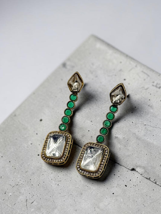 Tahiyya تحية Kundan Earrings in Green