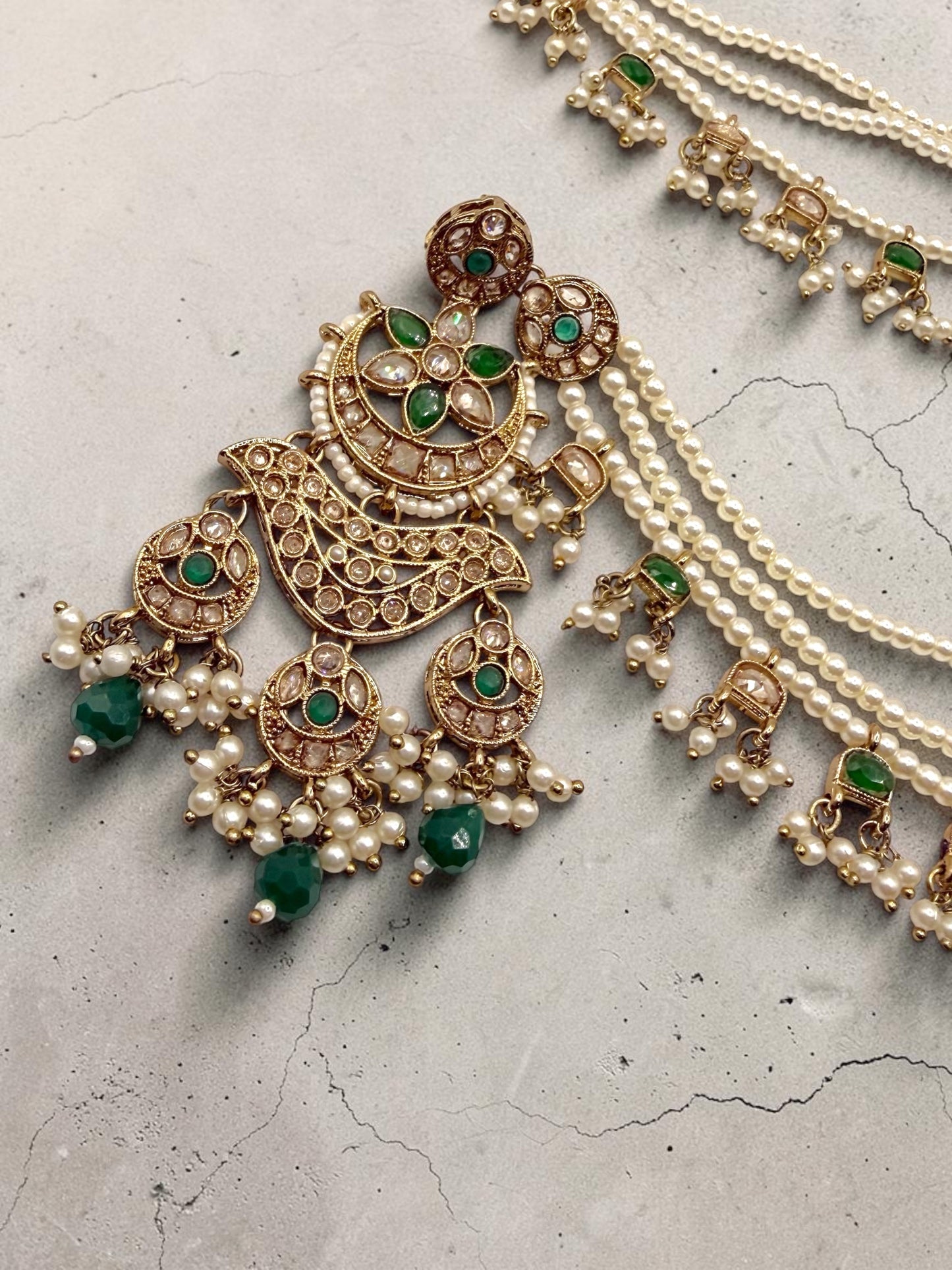 Ambalika अंबालिका Polki Earring Saharay in Green