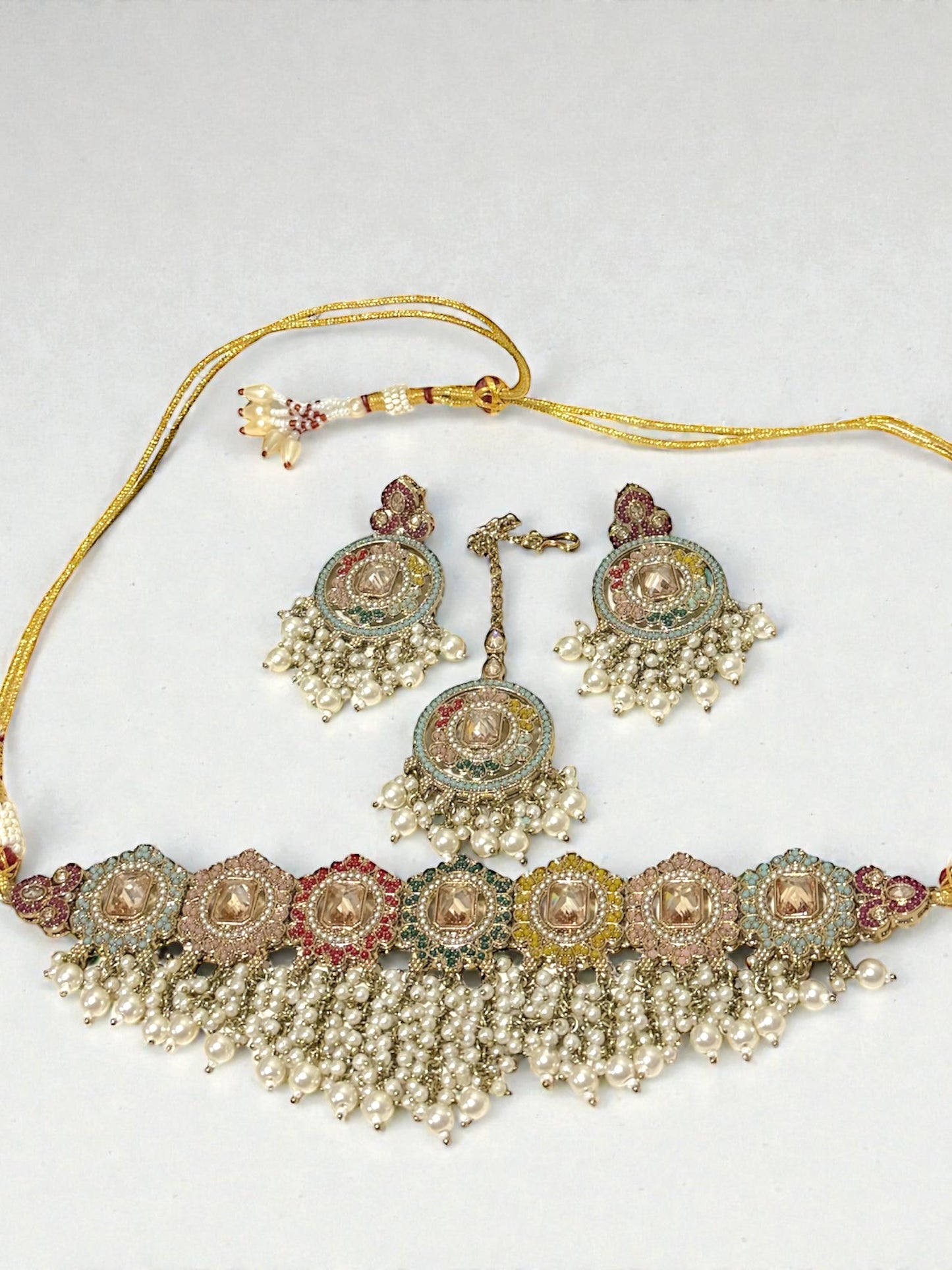 Saachi साची Waterfall Choker in Multicolor