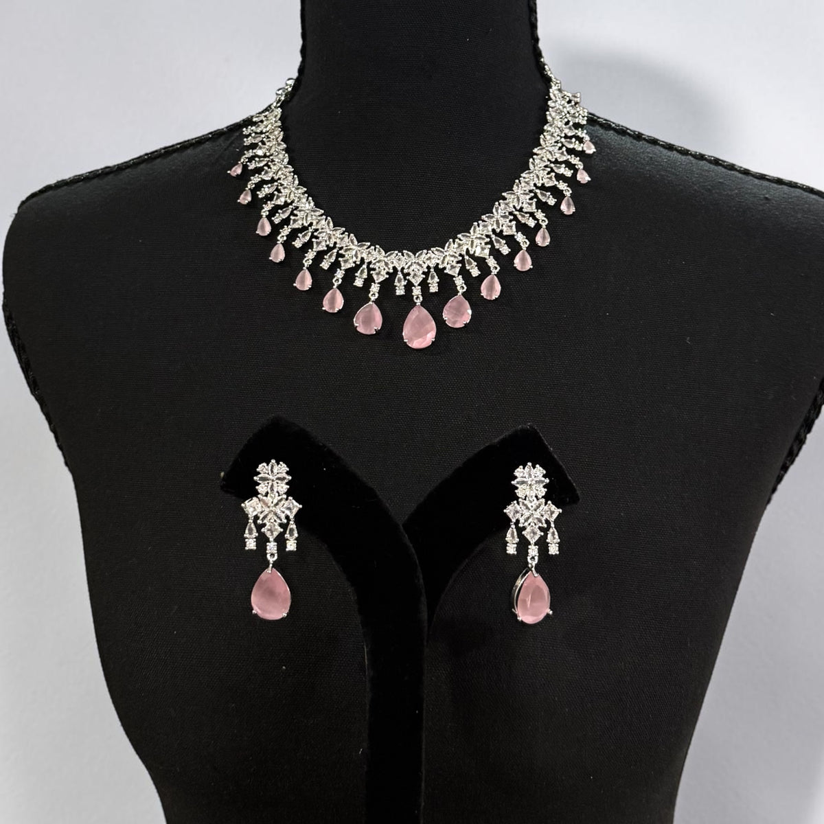 Samaira समायरा American Diamond Set in Pink