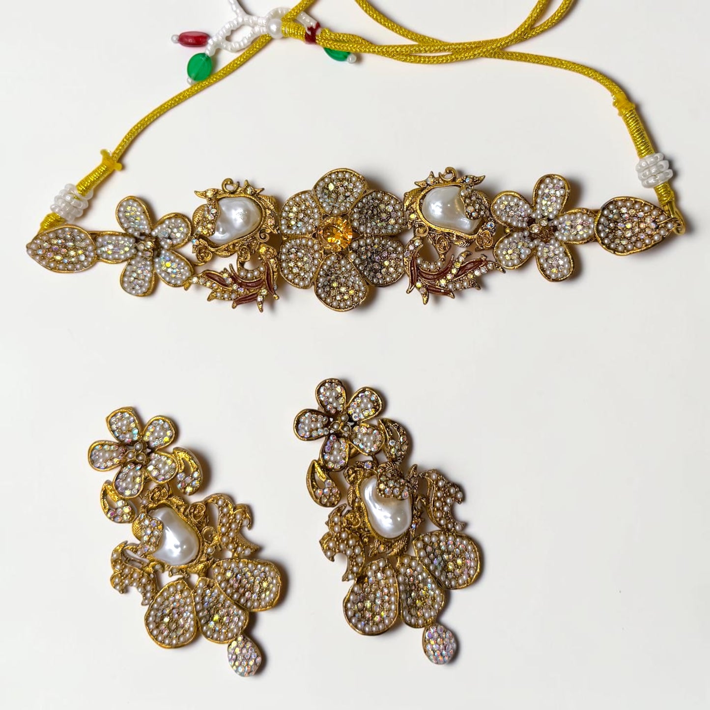 Melike Turkish Choker Set in Gold Pearl