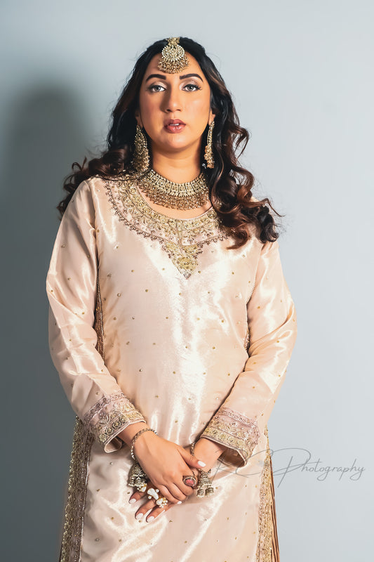 Inaya عنایہ Semi-Bridal Set in Gold
