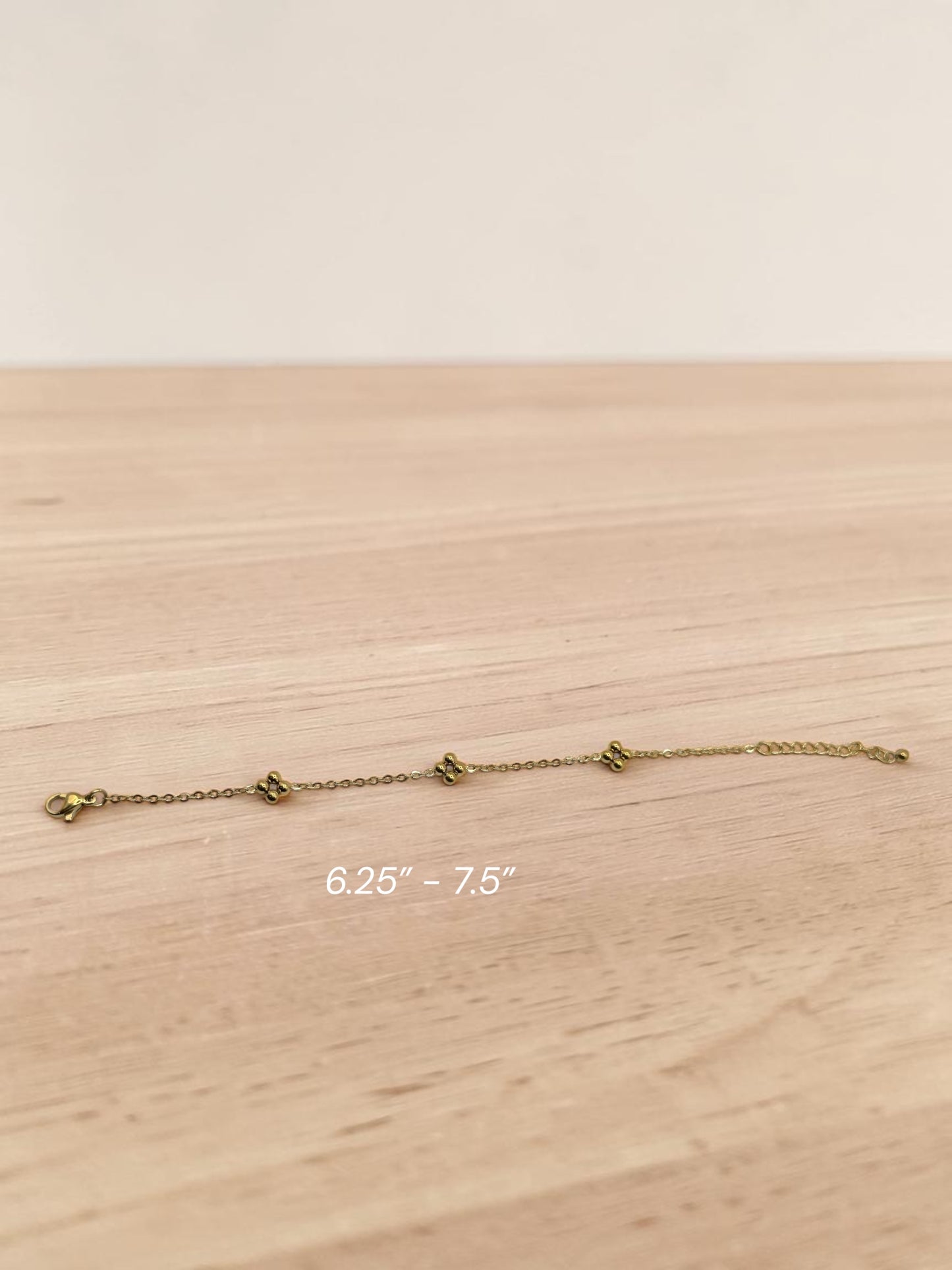 Henna حِنَّة Bracelet in Gold for Adults - 18k Gold Plated and Stainless Steel