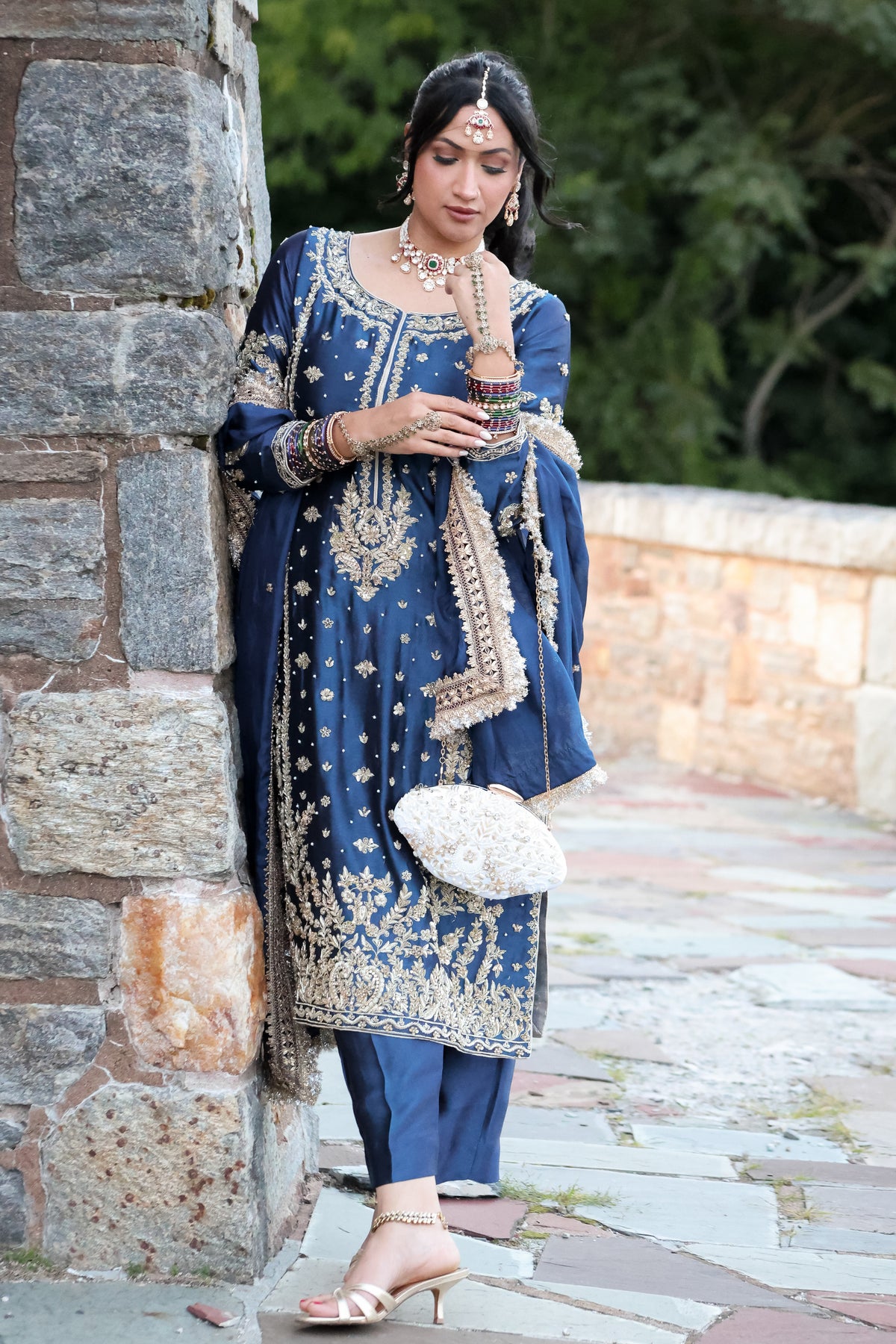 Suhaila سهيلة Handmade Clutch in White