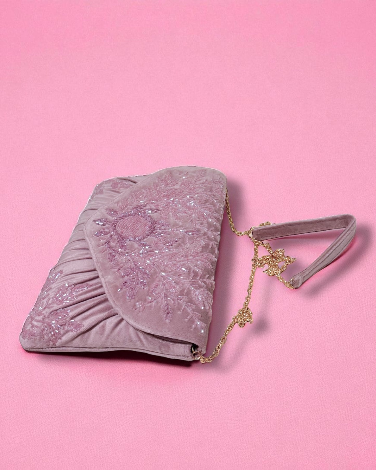 Jawhara جوهرة Beaded Velvet Bag in Lilac