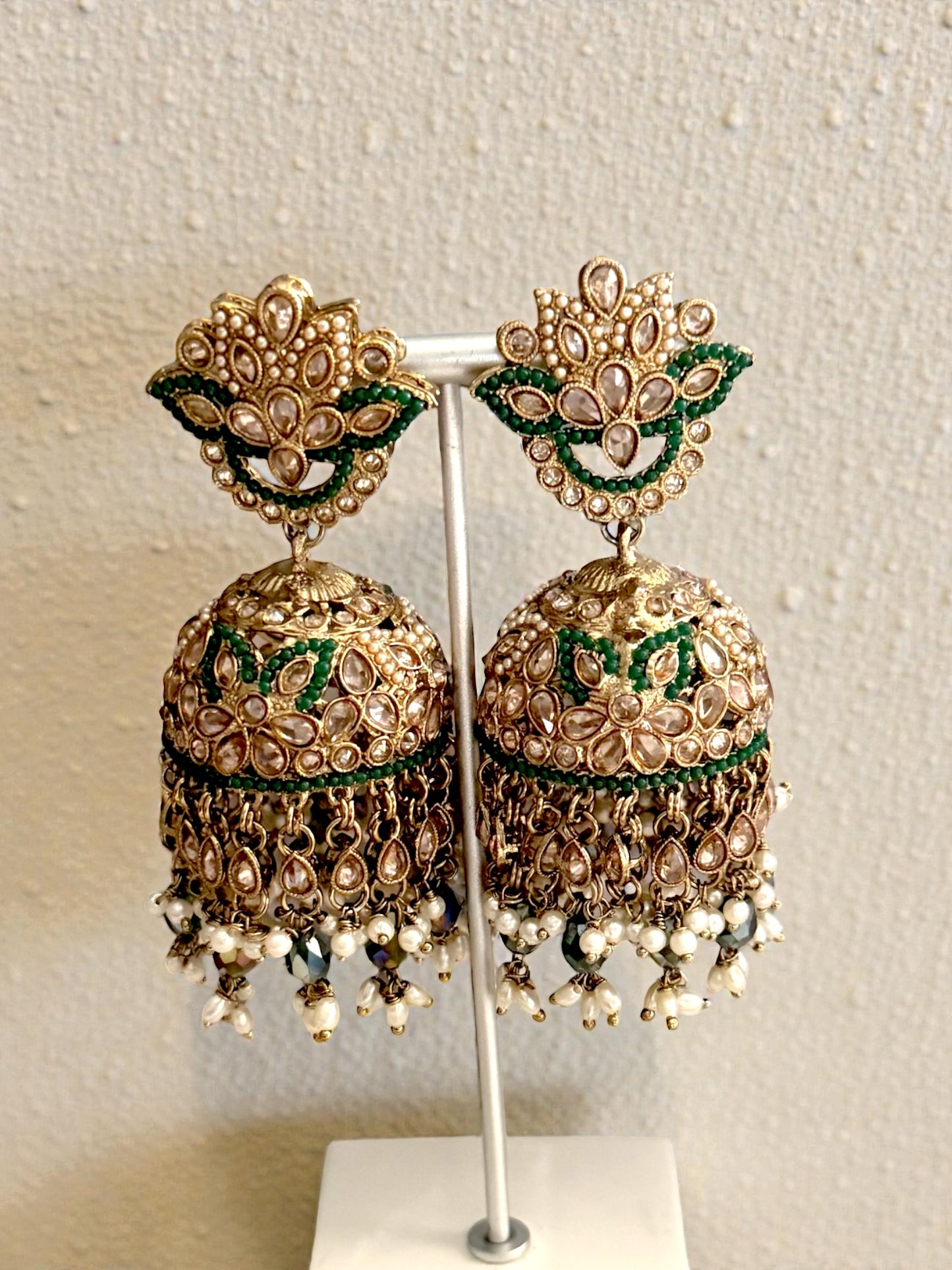 Lubna لبنى Polki Choker Set in Green