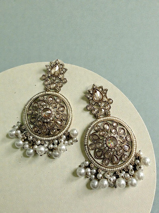 Aamina آمنة Polki Earrings in White
