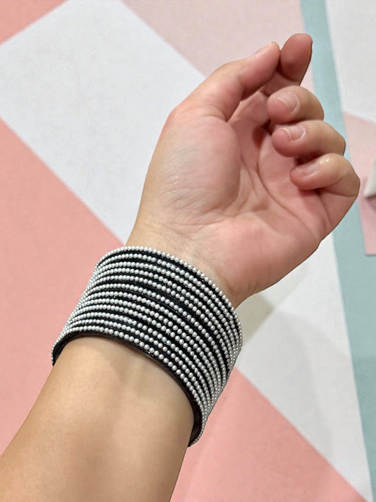 Black Pearl Glass Bangles in Black