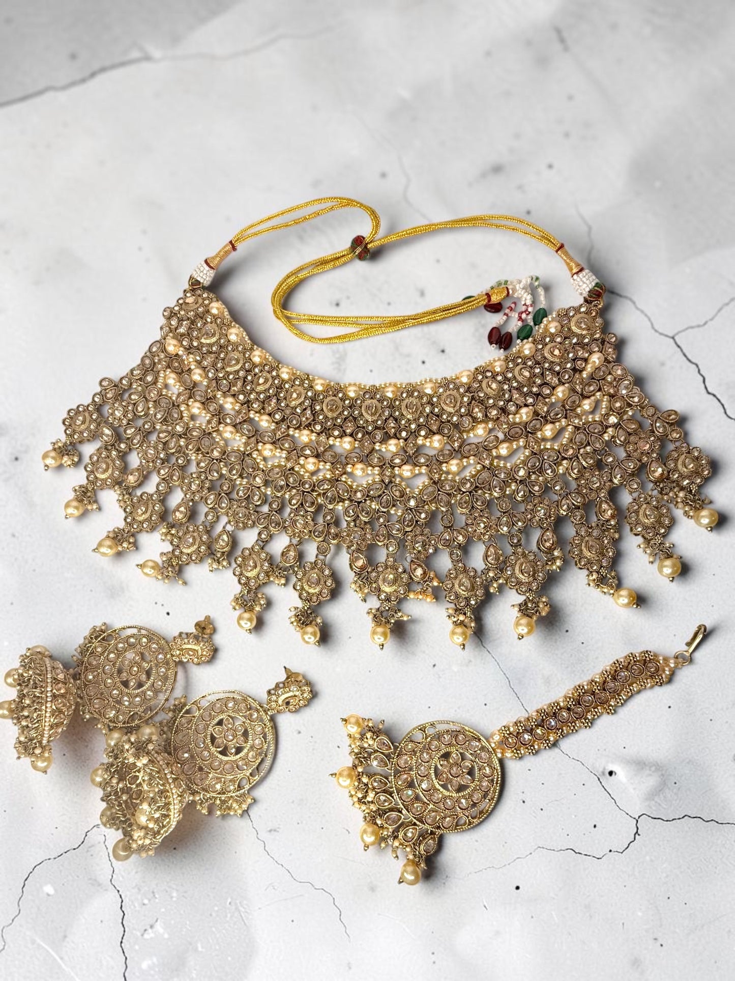 Sabira صابرة Premium Diamond Polki Bridal Set in Gold