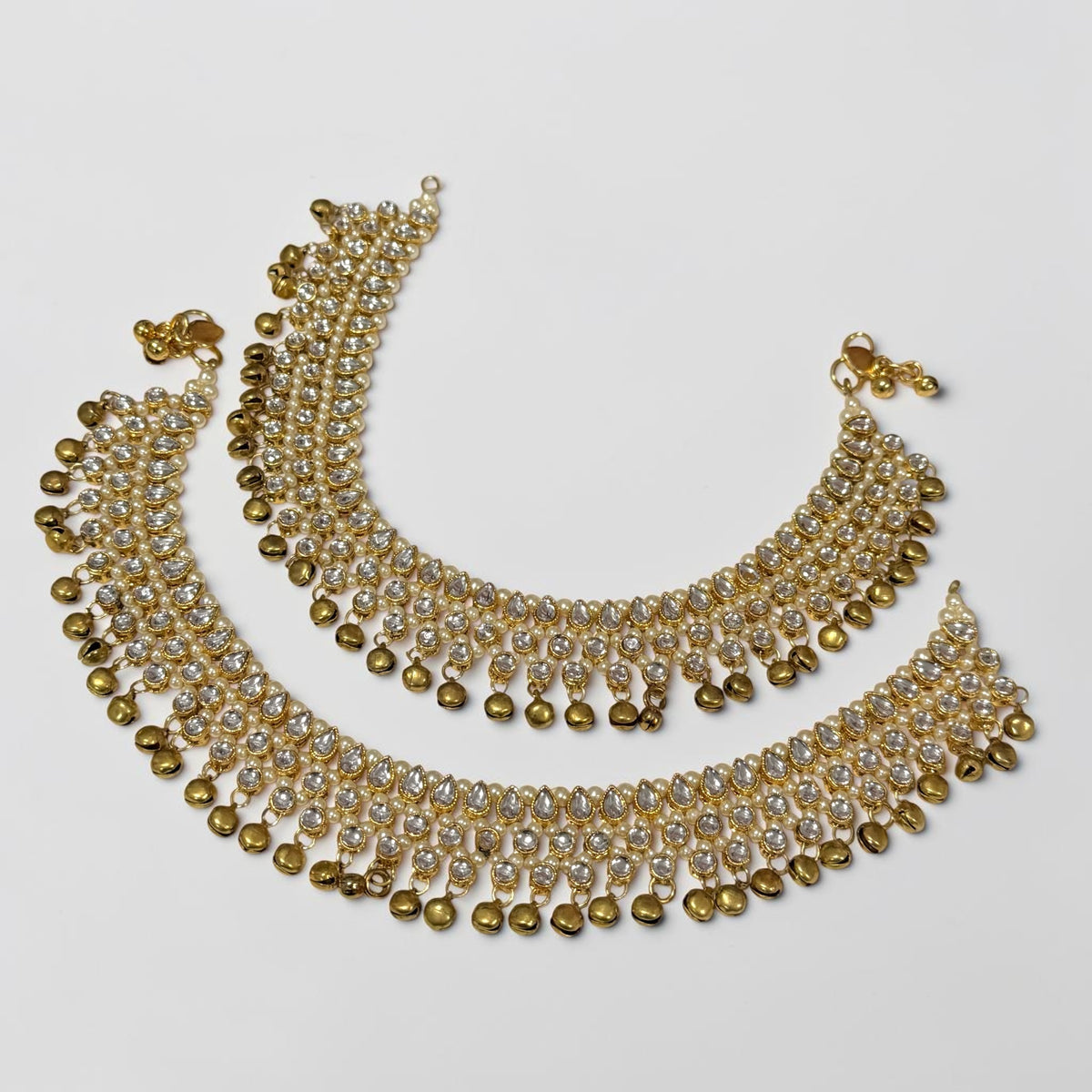 Saira سائرہ Anklets in Gold