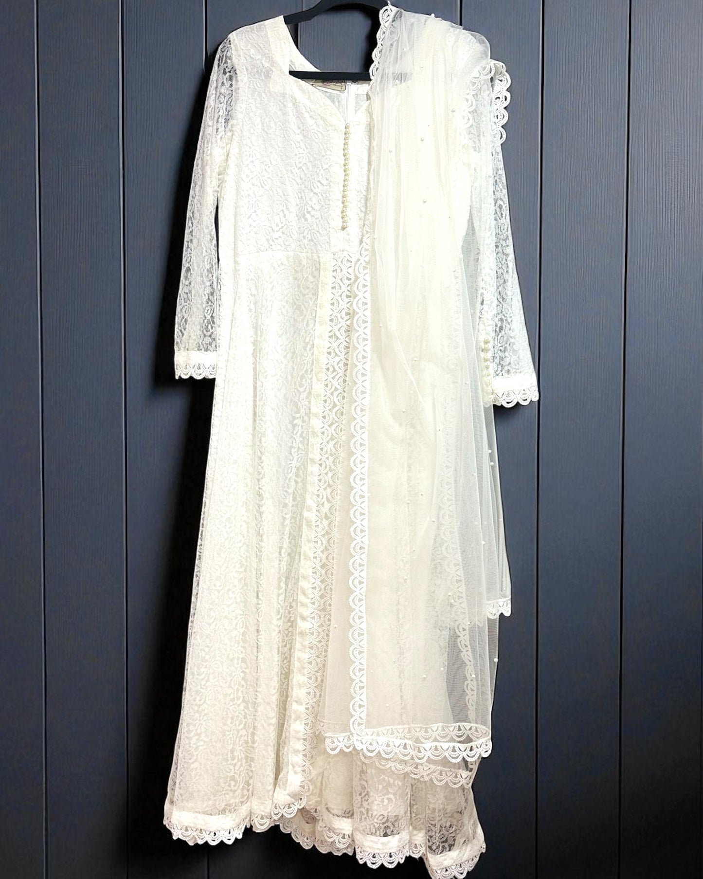 Bespoke Pari پری White Lace Anarkali