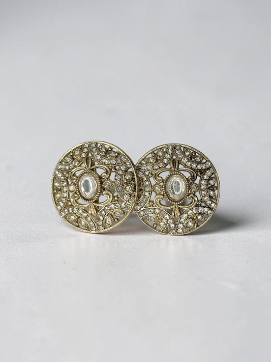 Shanvi शान्वी Studs in White