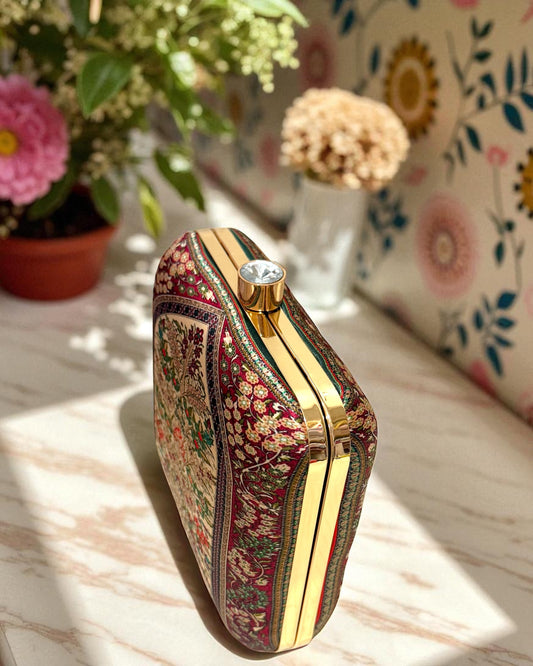 İrem إيريم Turkish Square Clutch