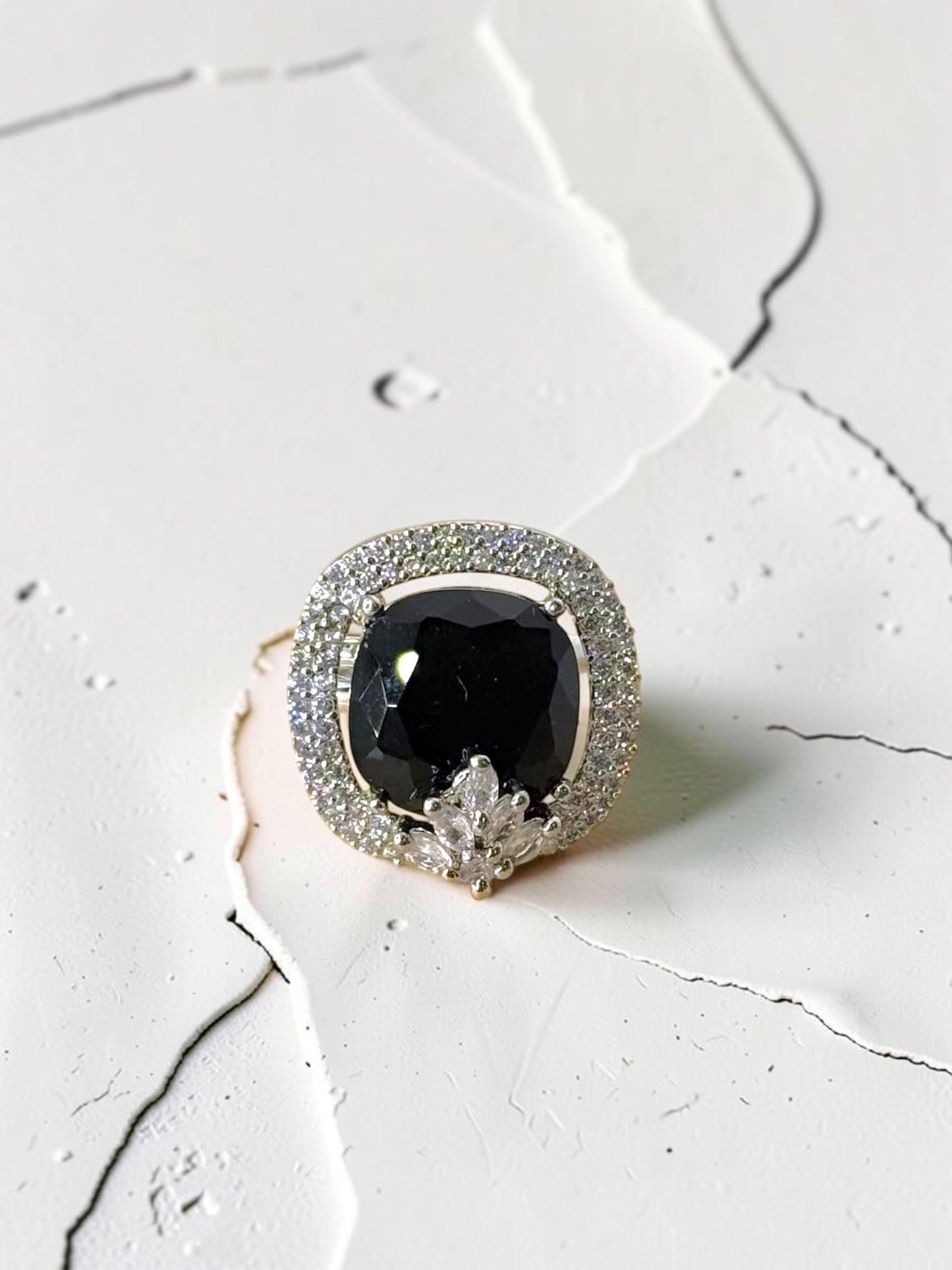 Manar منار American Diamond Ring