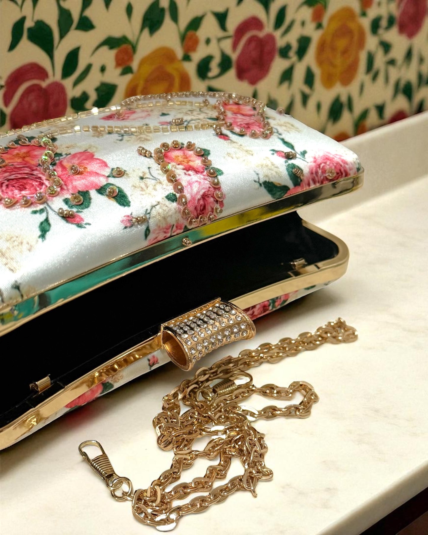 Hulm حلم Dreamy Floral Clutch