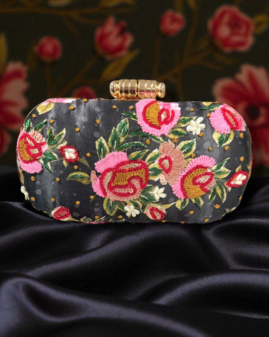 Sumaira سميرة Clutch in Dark Grey