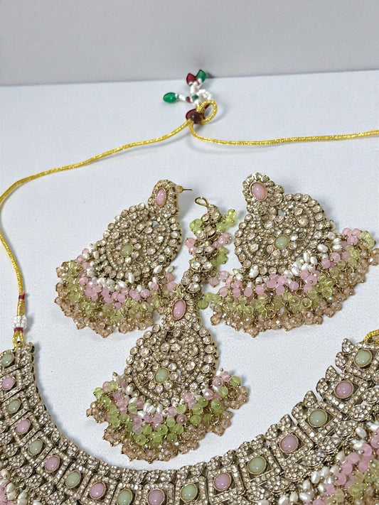 Inaya عنایہ Semi-Bridal Set in Pink and Mint