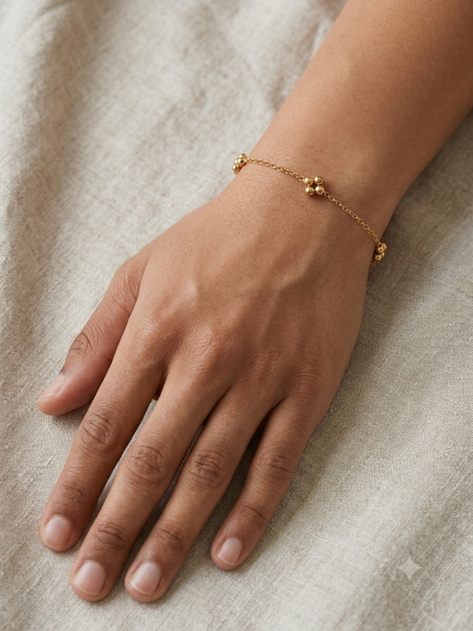 Henna حِنَّة Bracelet in Gold for Adults - 18k Gold Plated and Stainless Steel