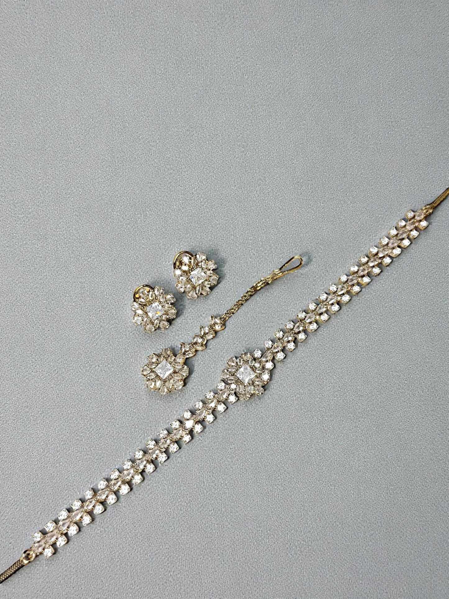 Zohra زهرة Dainty American Diamond Choker Set in White