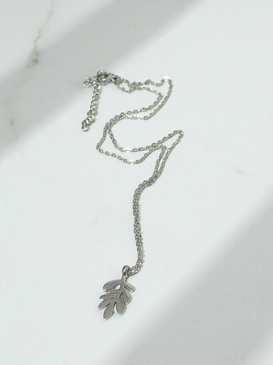 Zaytoon زيتون Tarnish-Free Olive Branch Necklace in Silver - Palestine Collection - Stainless Steel