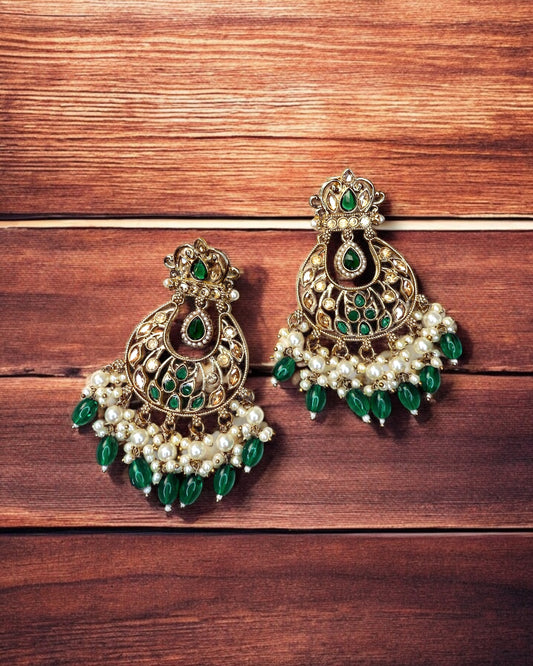 Yumna يمنى Earrings in Green