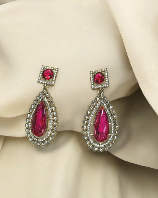 Ziya ضياء Earrings in Hot Pink