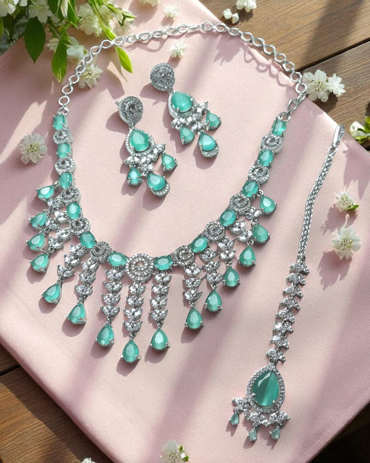 Nyra न्यरा American Diamond Set in Mint