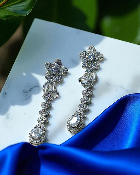 Ishita इशिता American Diamond Set in Silver