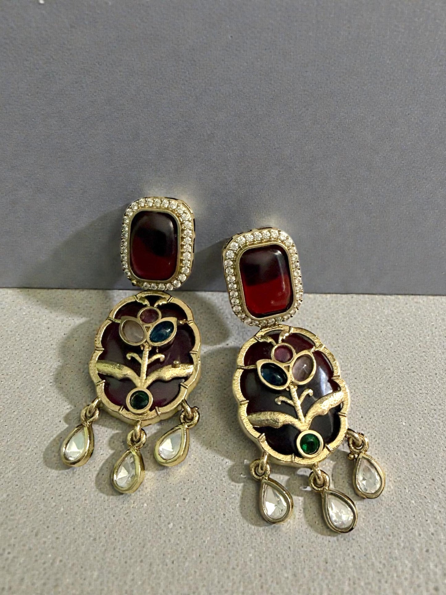 Rawiya راوية Fusion Kundan Earrings in Maroon