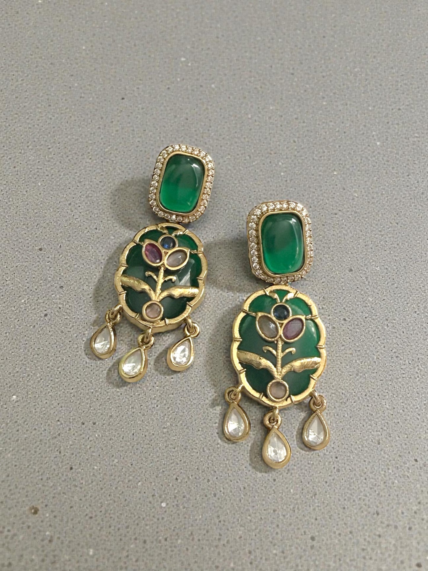 Rawiya راوية Fusion Kundan Earrings in Green
