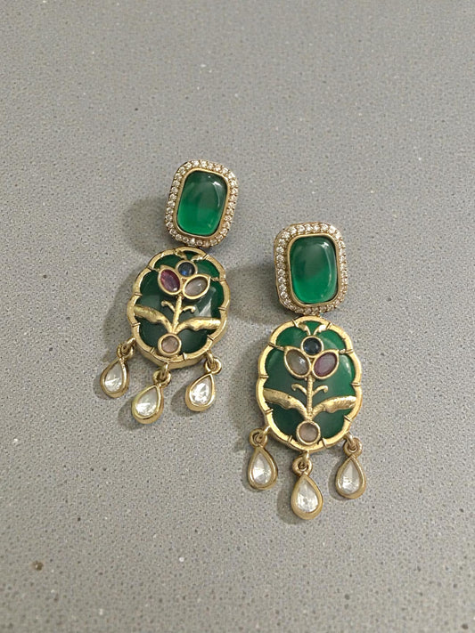 Rawiya راوية Fusion Kundan Earrings in Green
