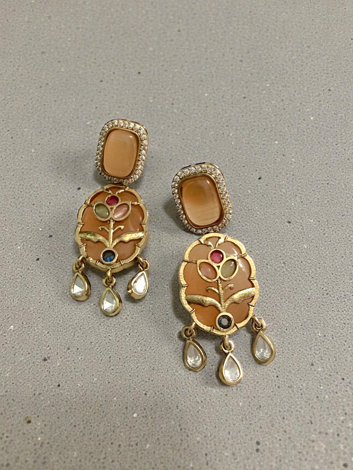 Rawiya راوية Fusion Kundan Earrings in Peach