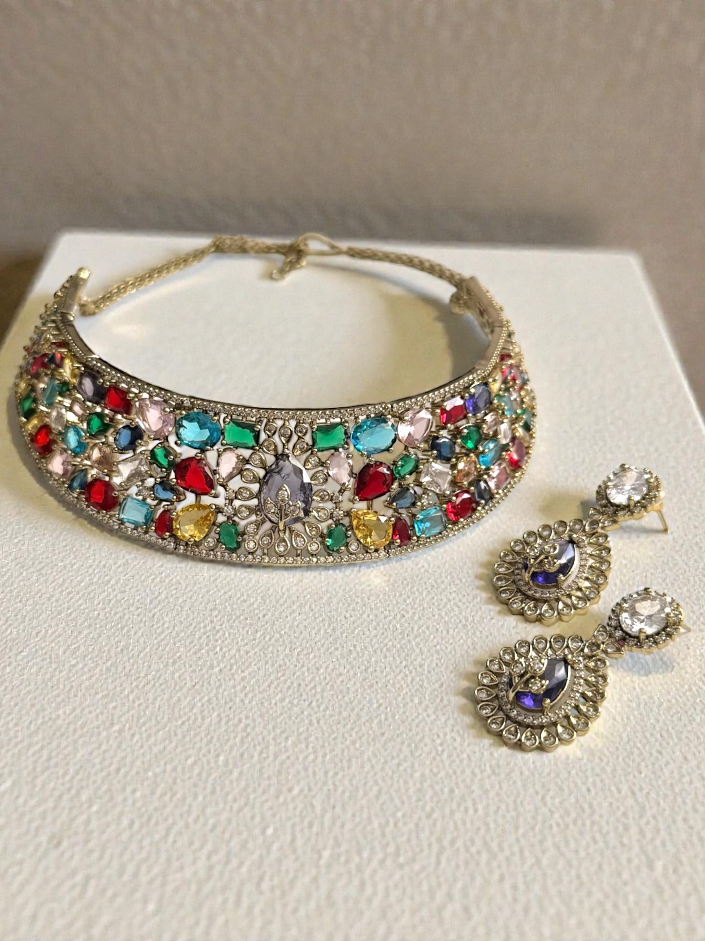 Rania رانية Stone Set in Multicolor