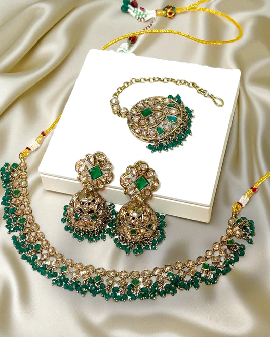 Mehrunisa مہرالنساء Dainty Polki Set in Green