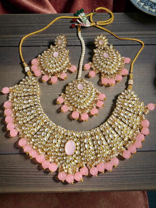 Miraq ميرق Kundan Set in Pink