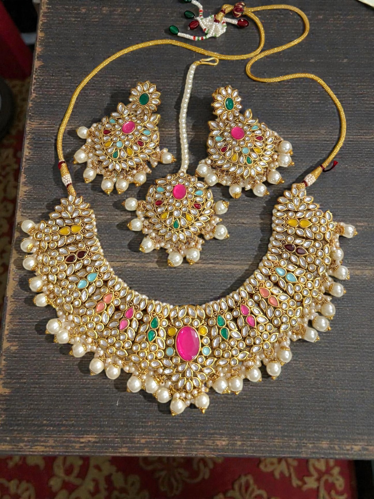 Miraq ميرق Kundan Set in Multicolor
