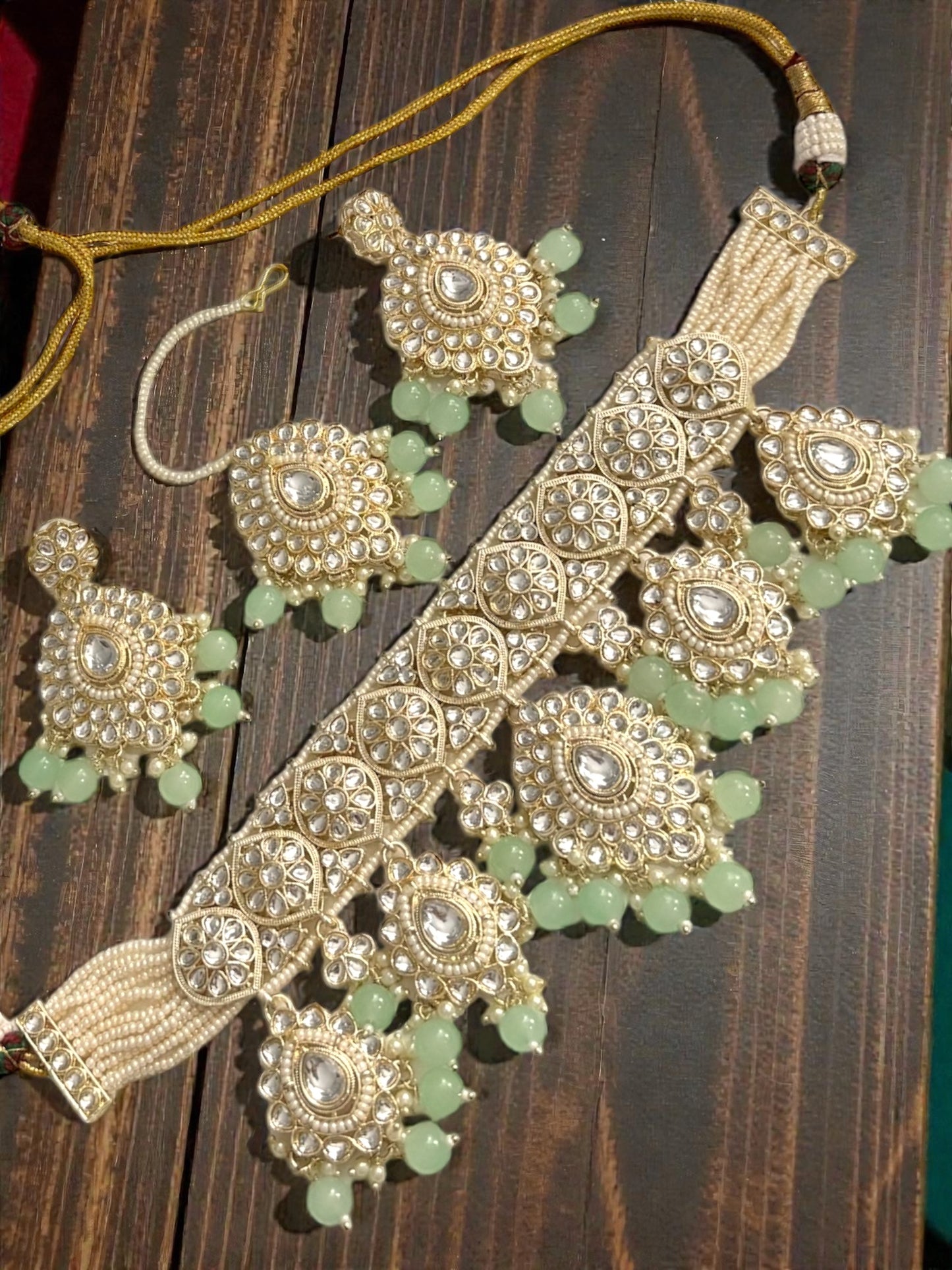 Aya آية Kundan Choker Set in Mint