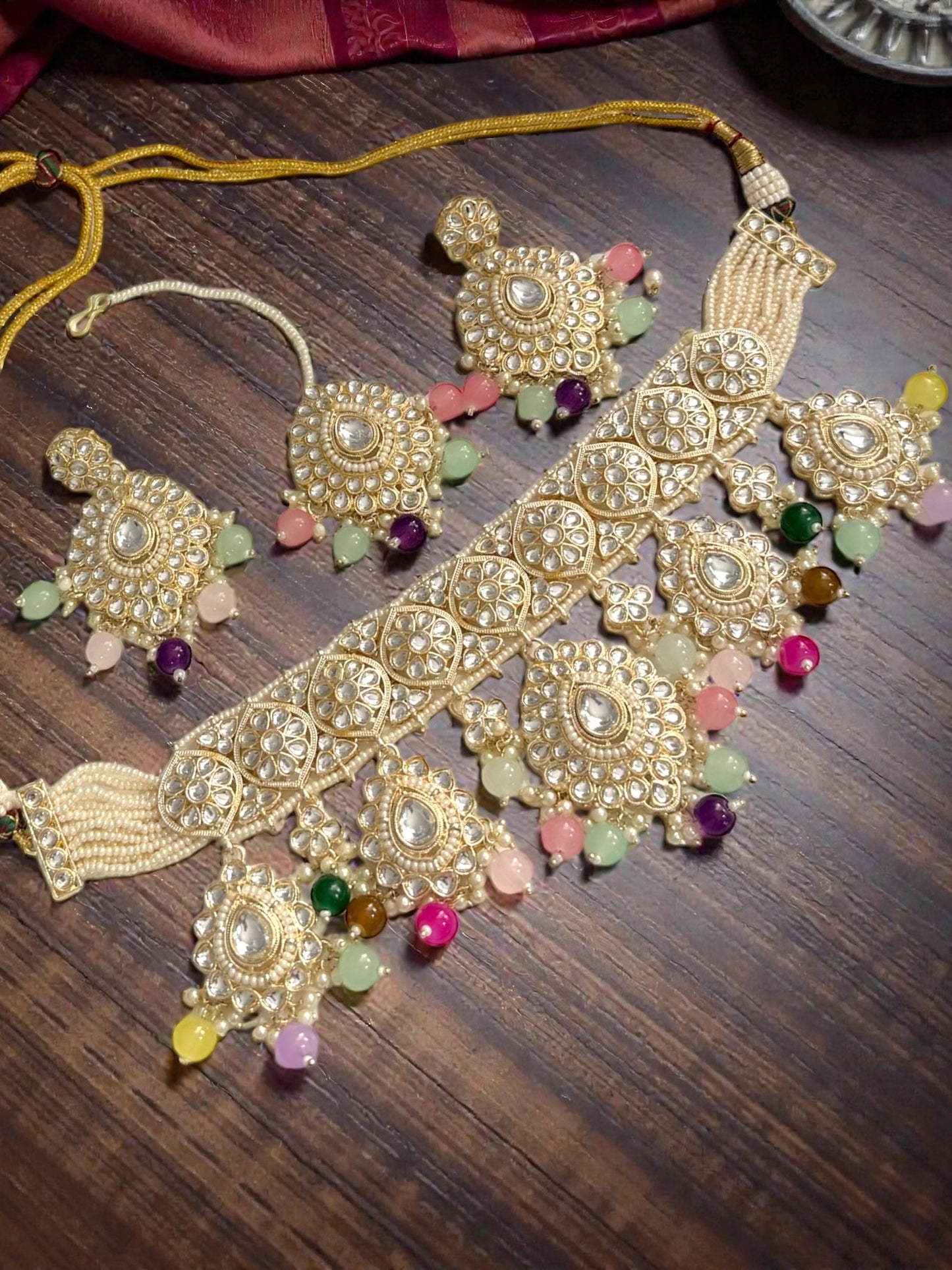 Aya آية Kundan Choker Set in Multicolor