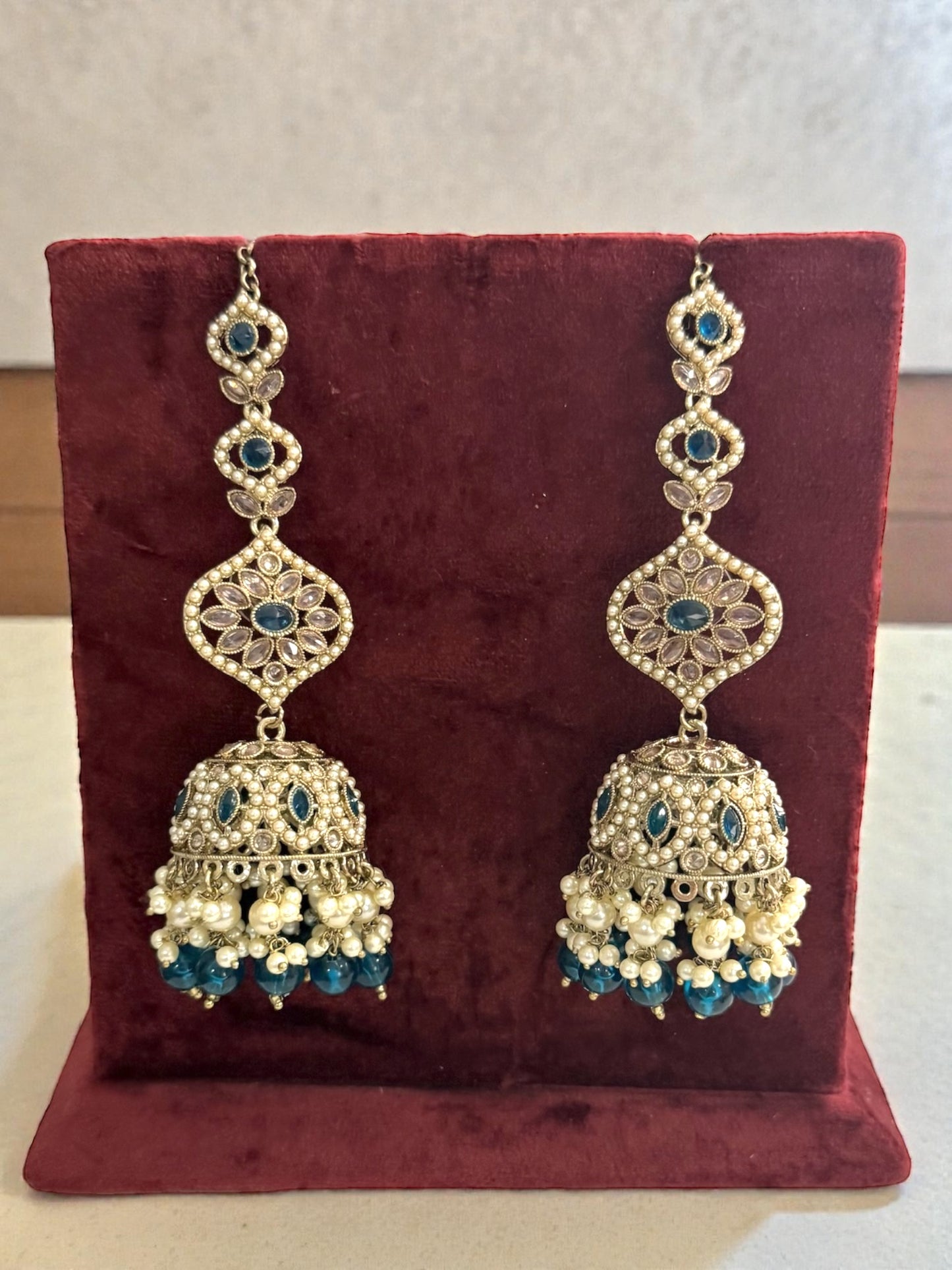 Lida ليدا Polki Jhumkay with Saharay in Blue