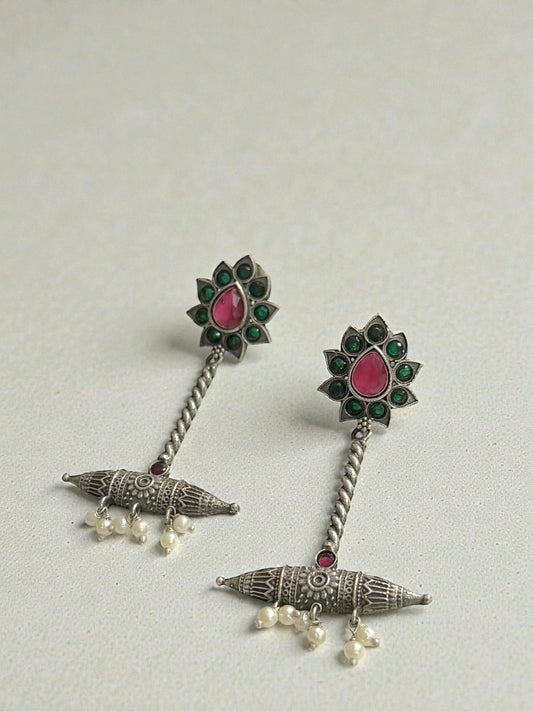 Linah ليناه Silver Plated Earrings in Red and Green