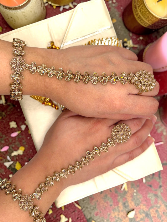 Veena वीणा Polki Hand Chain Pair in Gold with Adjustable Ring and Bracelet