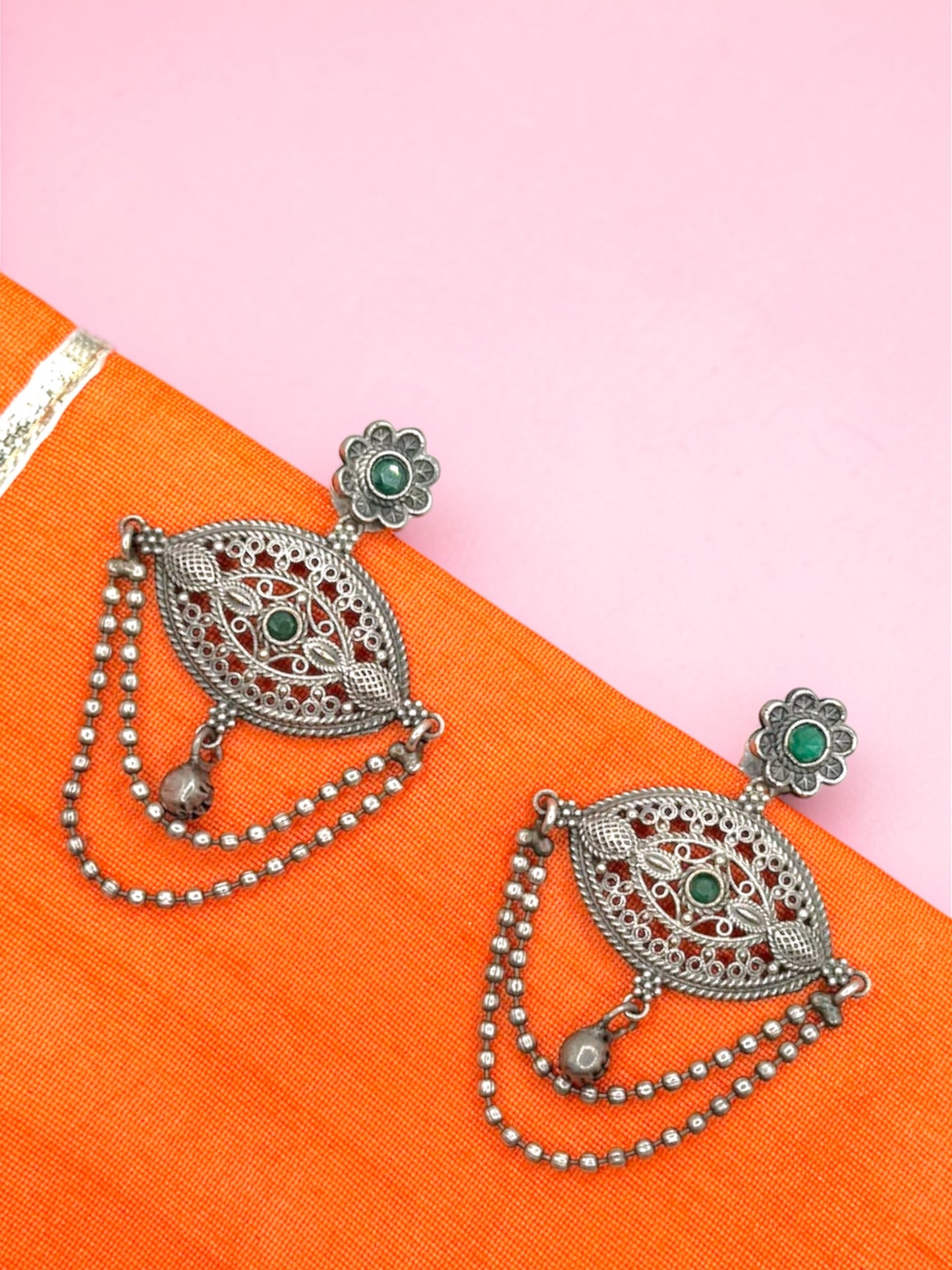 Suman सुमन Silver Plated Earrings in Green