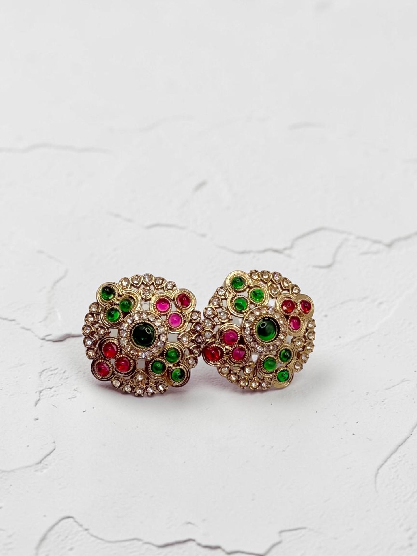 Waniya وانيا Studs in Red and Green