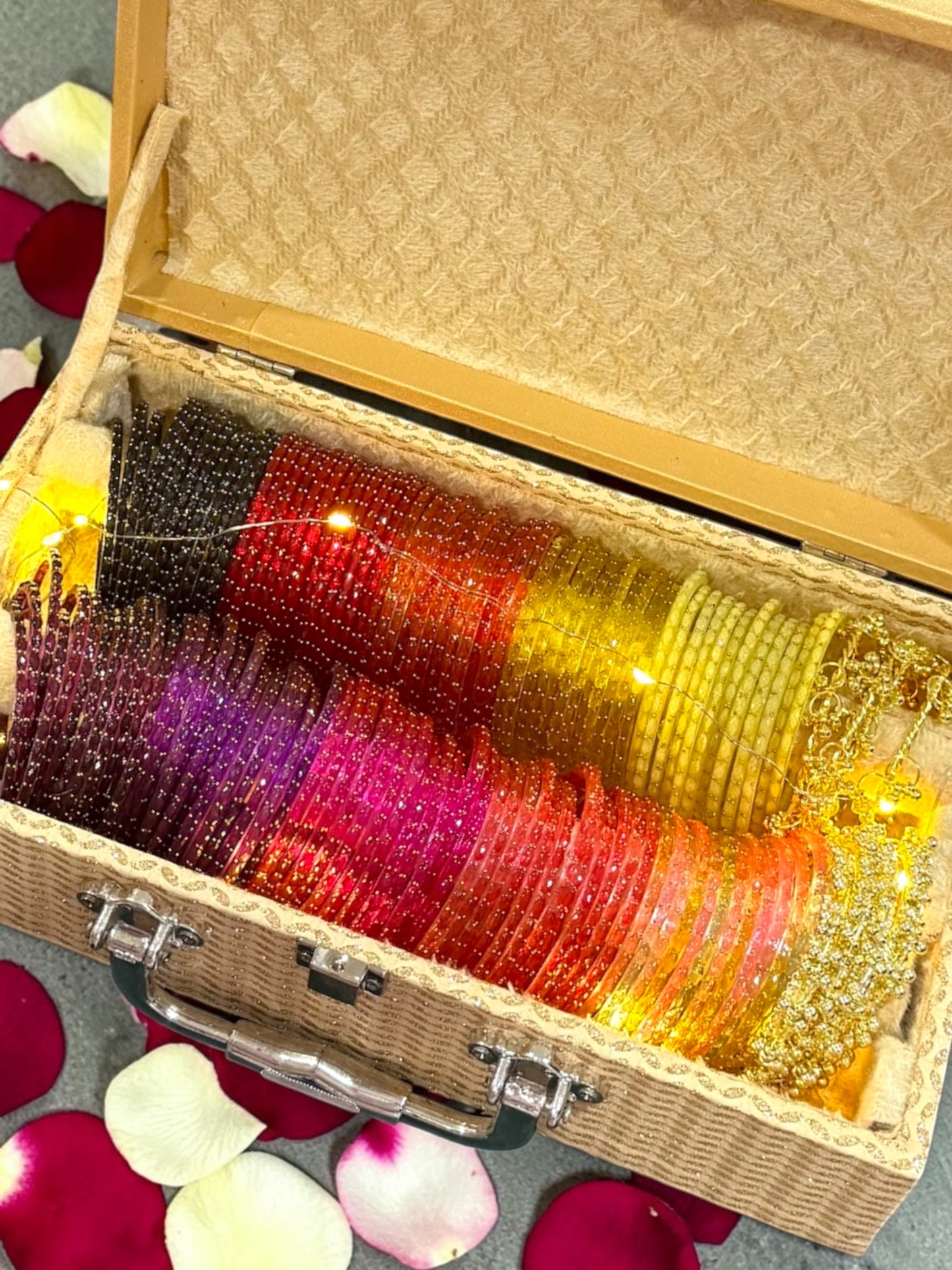 Zayna زينا Kashmiri Glass Bangle Box in 2.4