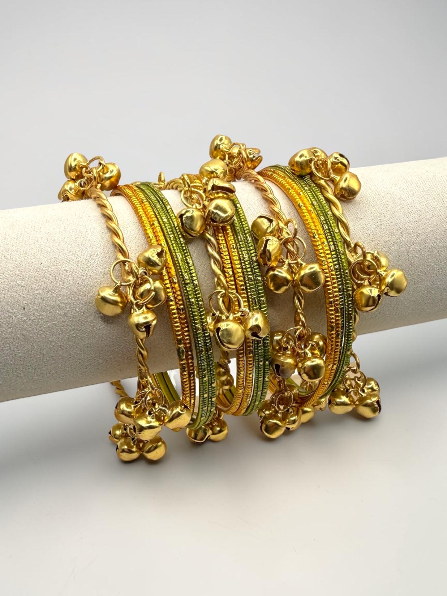 Rafeeda رفيدة Viral Kashmiri Ghungroo Kaday and Metal Bangles in Size 2.12