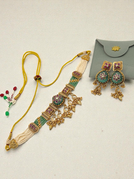Shreya श्रेया Heritage Choker Set