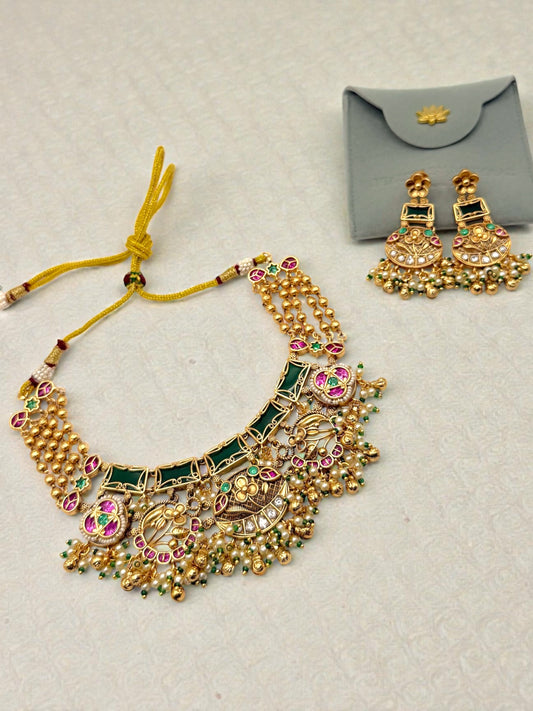 Rhea रिया Heritage Set in Green
